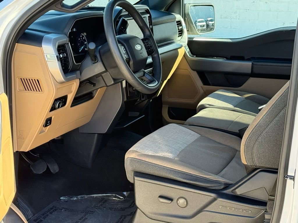 Used 2023 Ford F150 XLT image 5