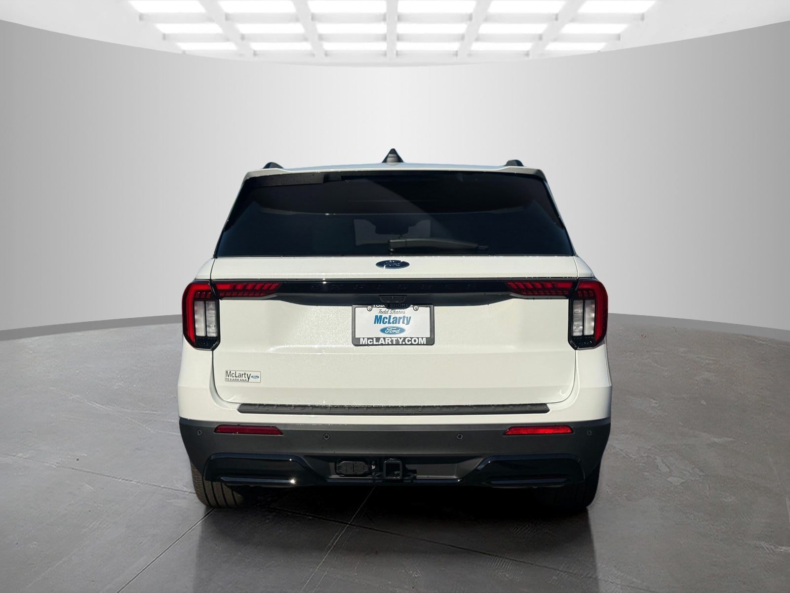 New 2026 Ford Explorer ST-Line w/ ST-Line Street Pack RWD image 4