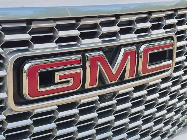 Used 2023 GMC Yukon Denali AWD/4WD image 30