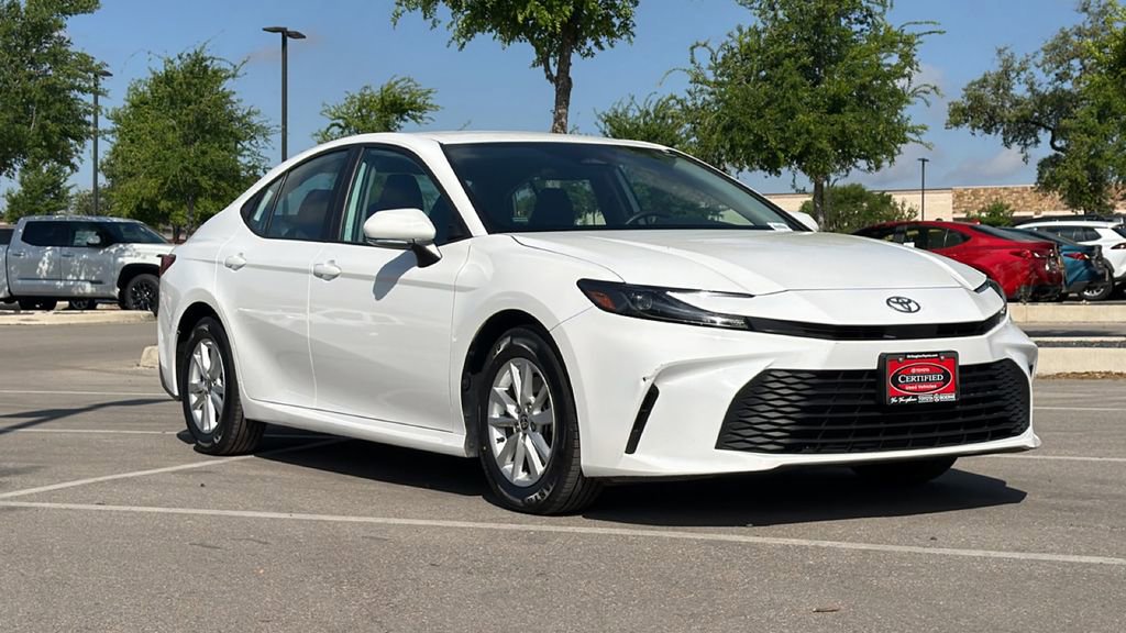 Certified 2025 Toyota Camry LE image 3