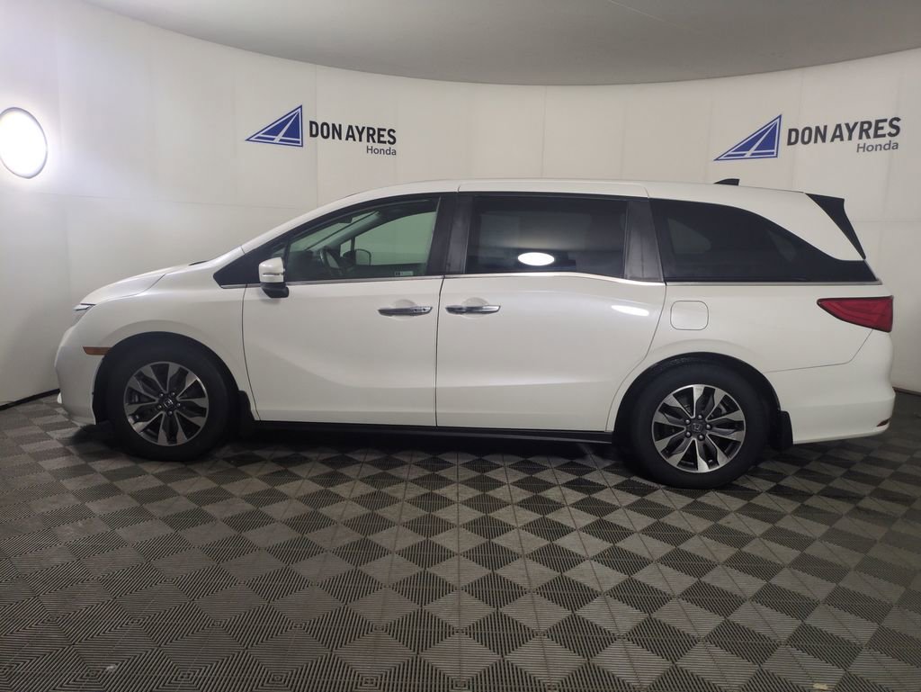 Used 2023 Honda Odyssey EX-L image 2