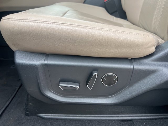 Used 2024 Ford Expedition Max Limited image 13