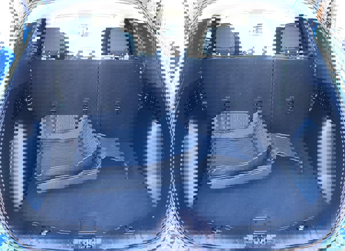 Used 2022 Ford Escape SE image 23