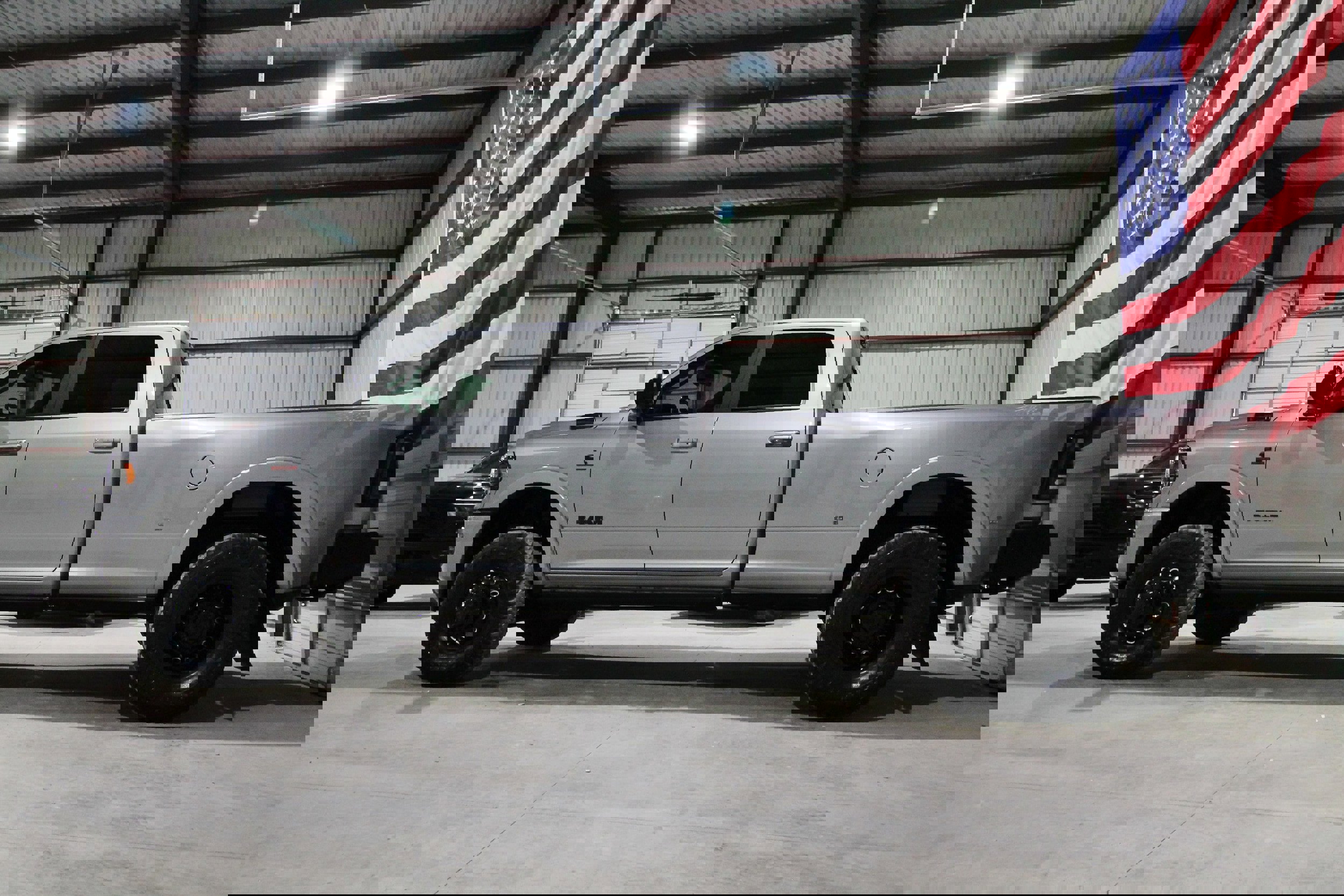 Used 2022 RAM 3500 Limited w/ Night Edition image 6