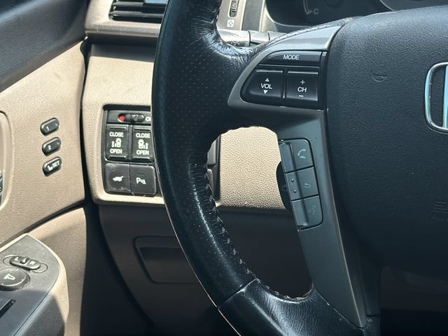 Used 2016 Honda Odyssey Touring Elite image 30