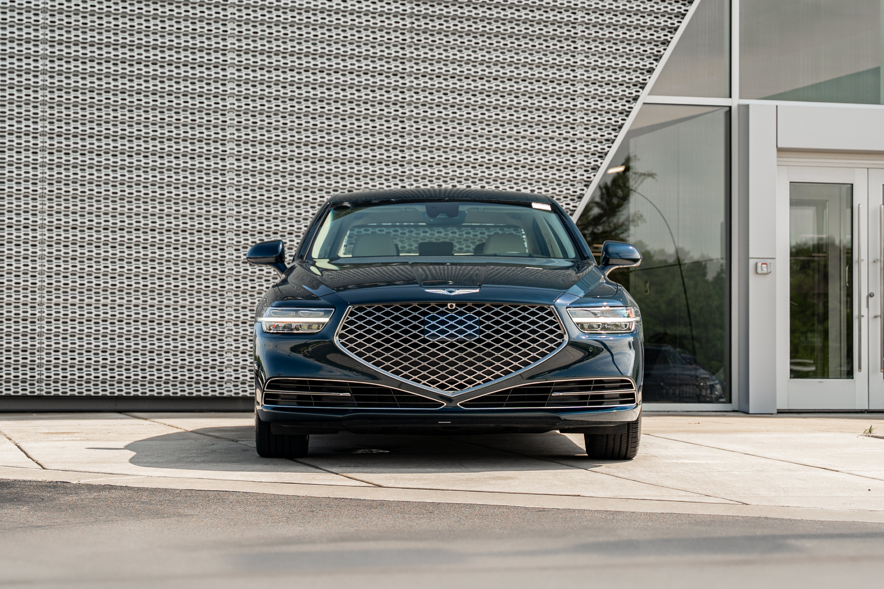 Used 2022 Genesis G90 5.0 Ultimate AWD/4WD image 39
