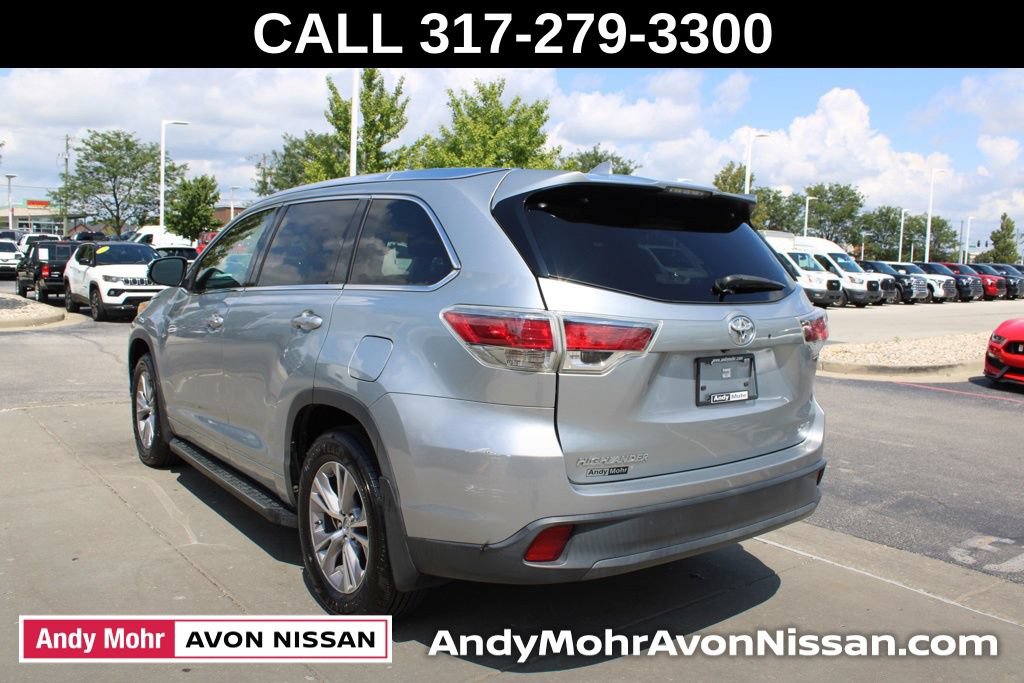 Used 2014 Toyota Highlander XLE FWD image 5