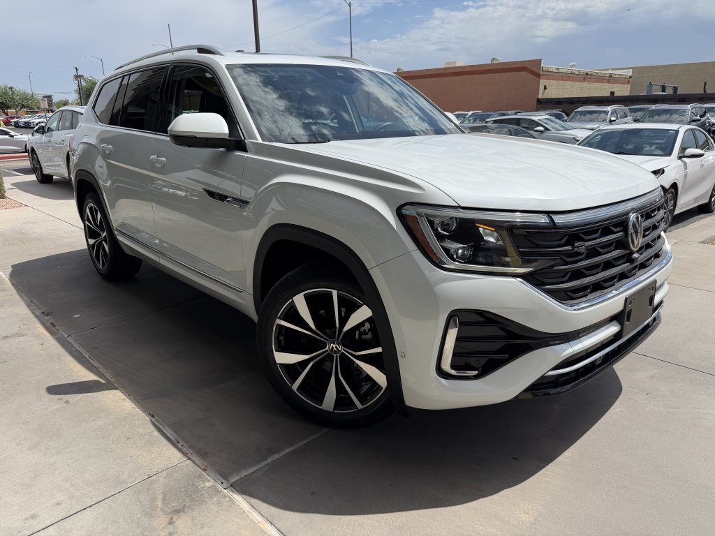 Used 2024 Volkswagen Atlas SEL Premium R-Line AWD/4WD image 6