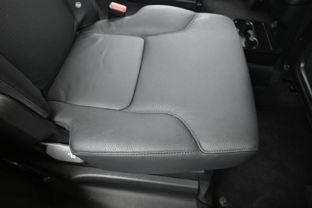 Used 2023 Volvo XC90 B6 Plus w/ Protection Package Premier AWD/4WD image 16