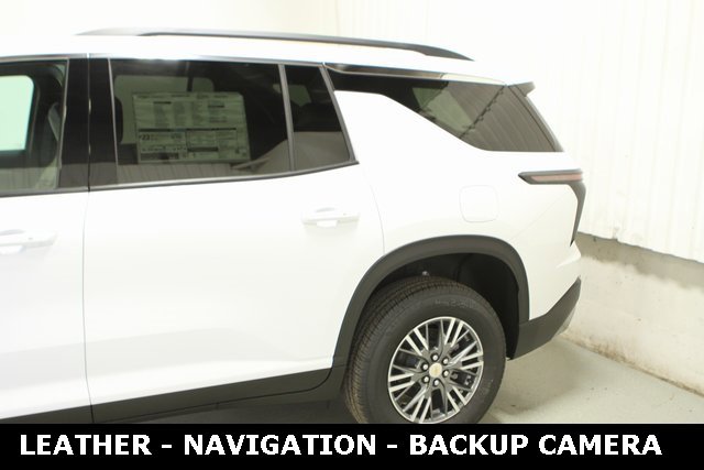 New 2025 Chevrolet Traverse LT w/ Driver Confidence Package image 10