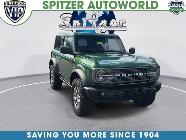 Used 2025 Ford Bronco Badlands AWD/4WD image 3