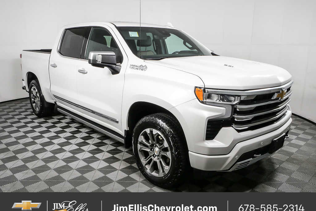 Used 2024 Chevrolet Silverado 1500 High Country w/ Technology Package AWD/4WD image 1