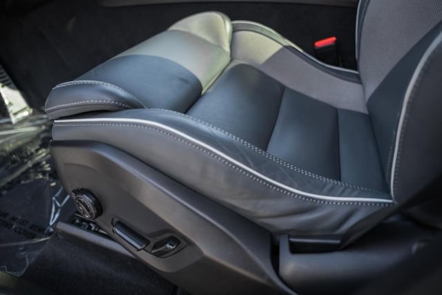 Certified 2022 Volvo XC60 T8 R-Design w/ Advanced Package image 33