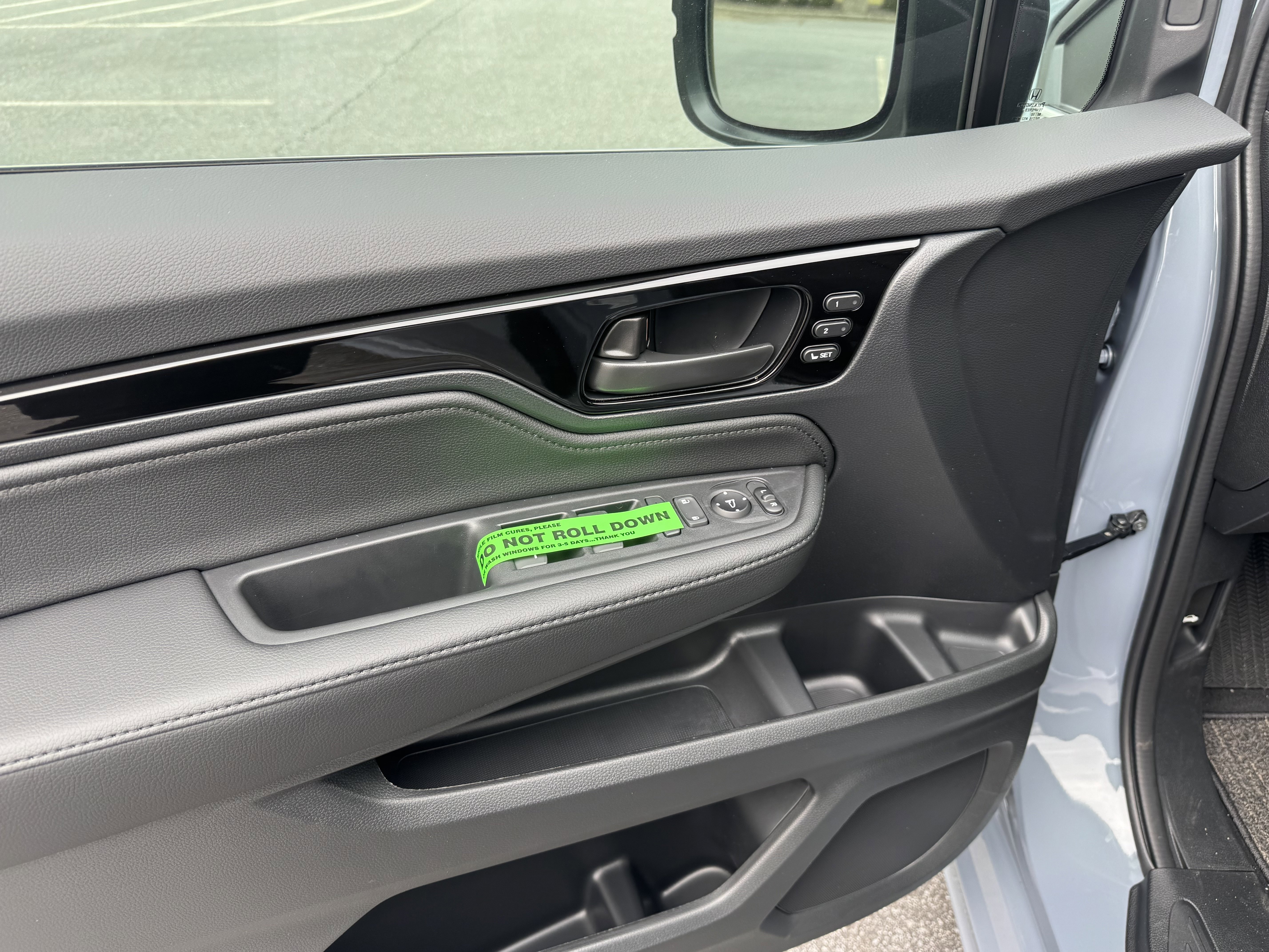 New 2026 Honda Odyssey Touring image 14