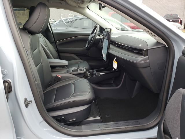 New 2025 Ford Mustang Mach-E Premium image 21