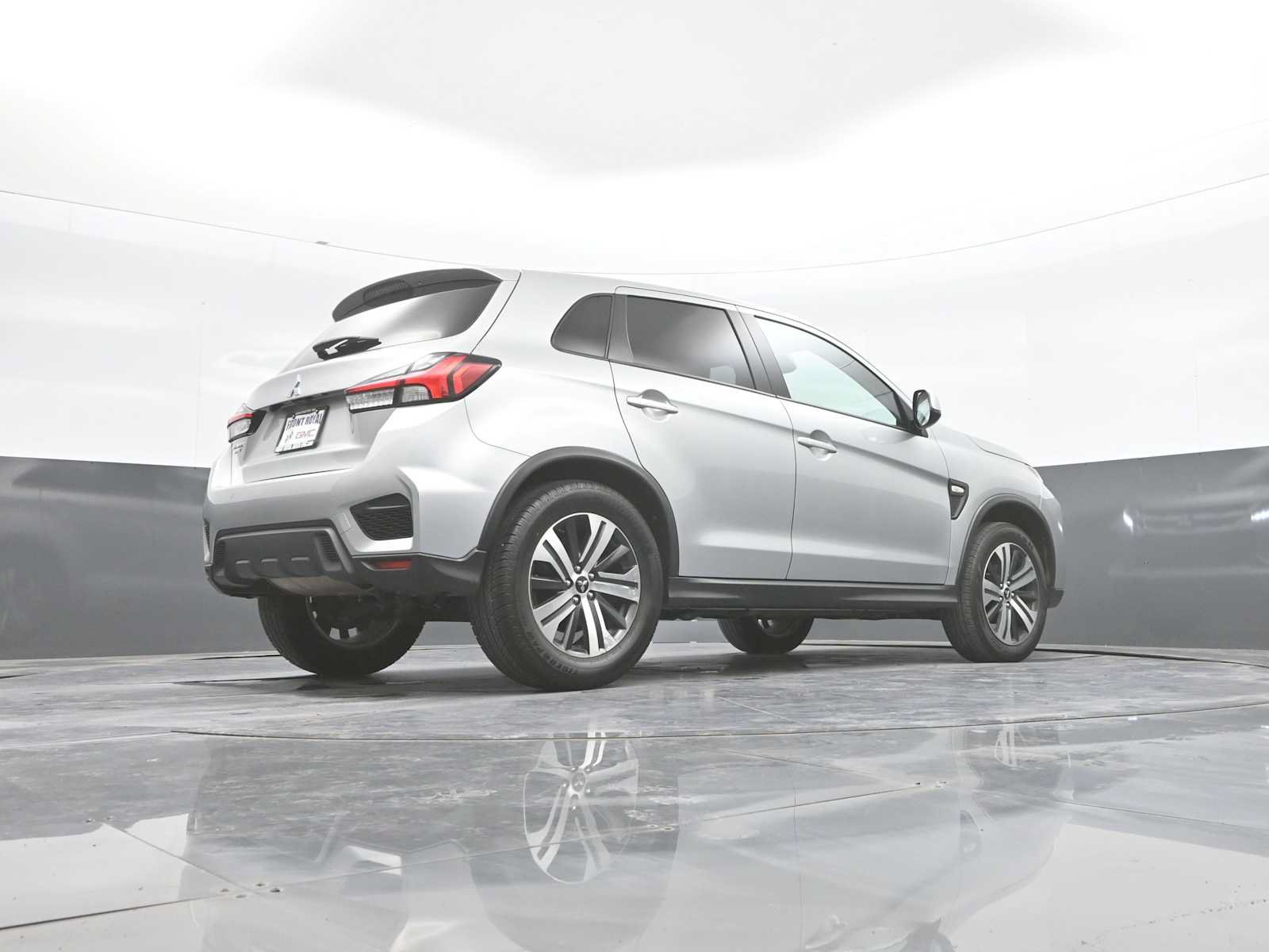 Used 2025 Mitsubishi Outlander Sport ES AWD/4WD image 42
