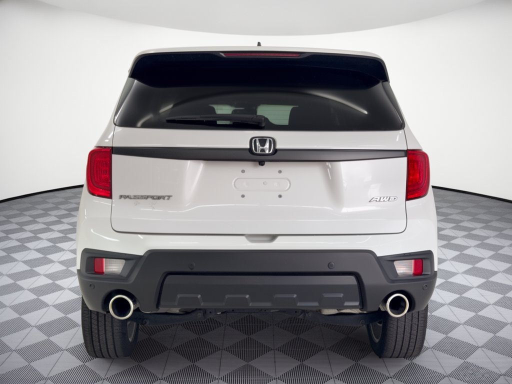 Used 2023 Honda Passport EX-L image 11