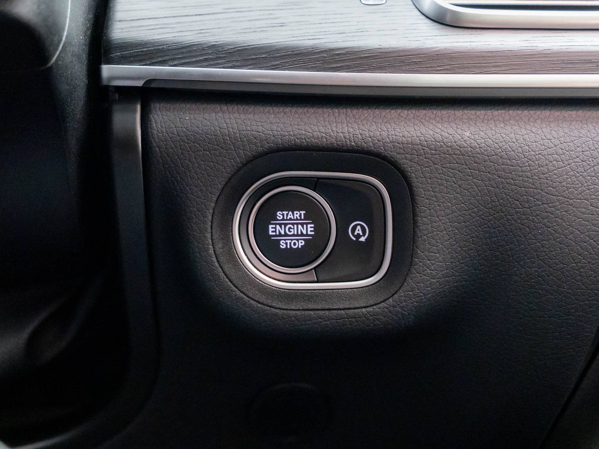 New 2026 Mercedes-Benz GLS 450 4MATIC image 21