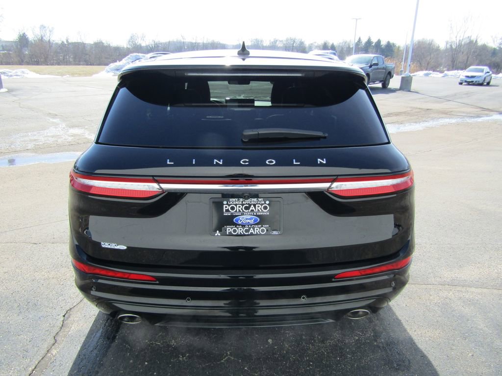 Used 2025 Lincoln Corsair Grand Touring w/ Equipment Group 301A AWD/4WD image 4