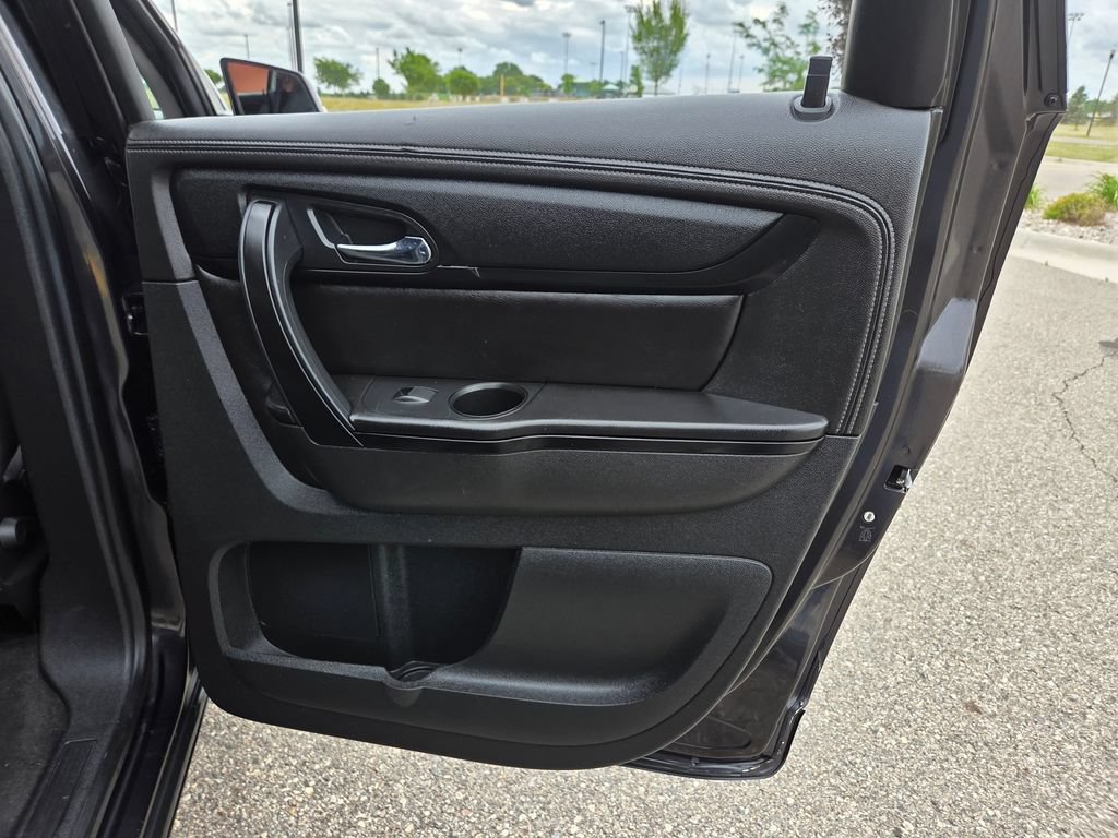 Used 2015 Chevrolet Traverse LT AWD/4WD image 39