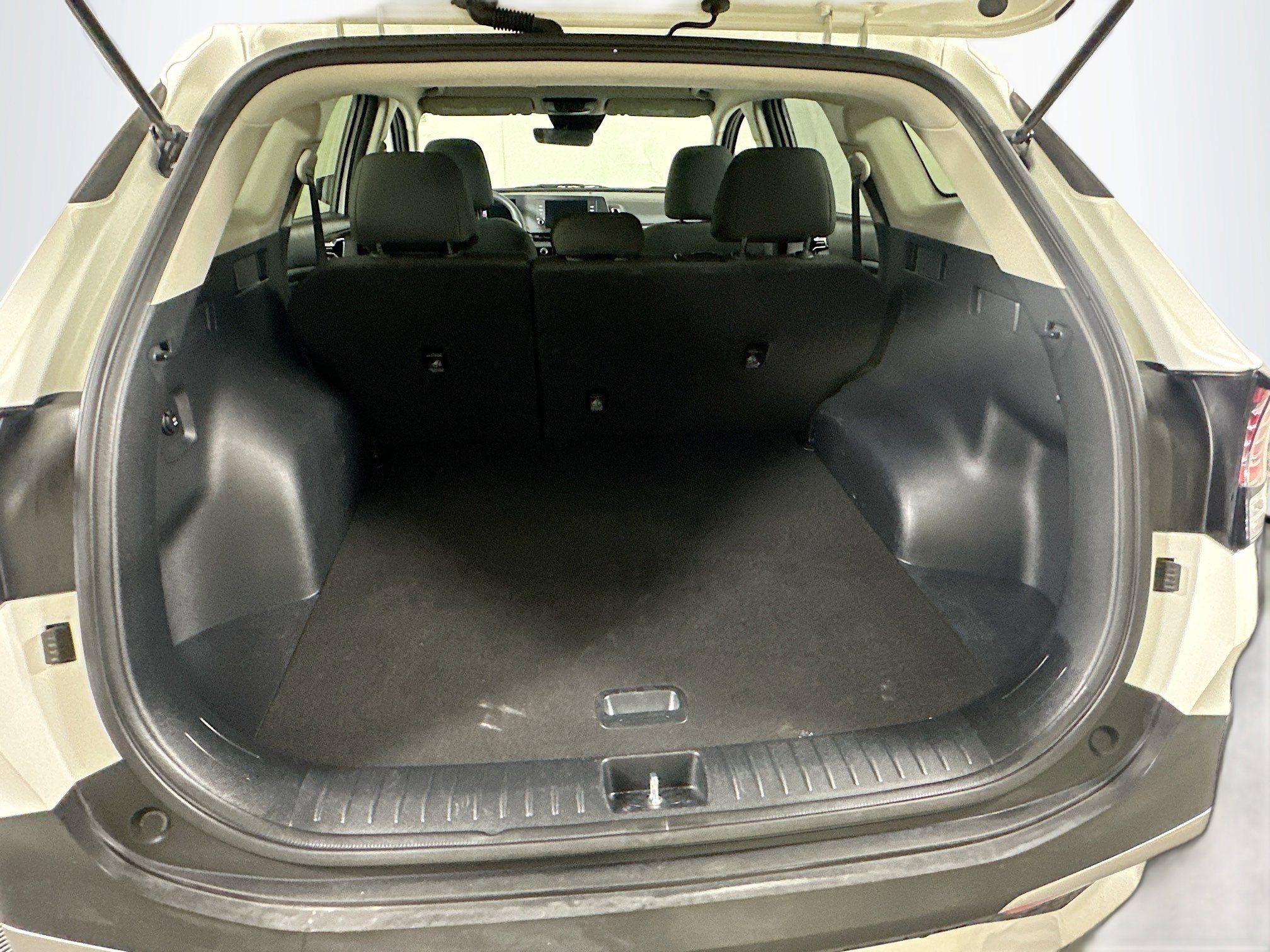 Used 2024 Kia Sportage LX image 27