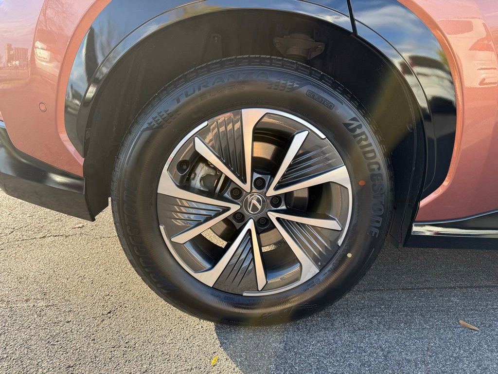Certified 2025 Lexus RZ 450e image 28