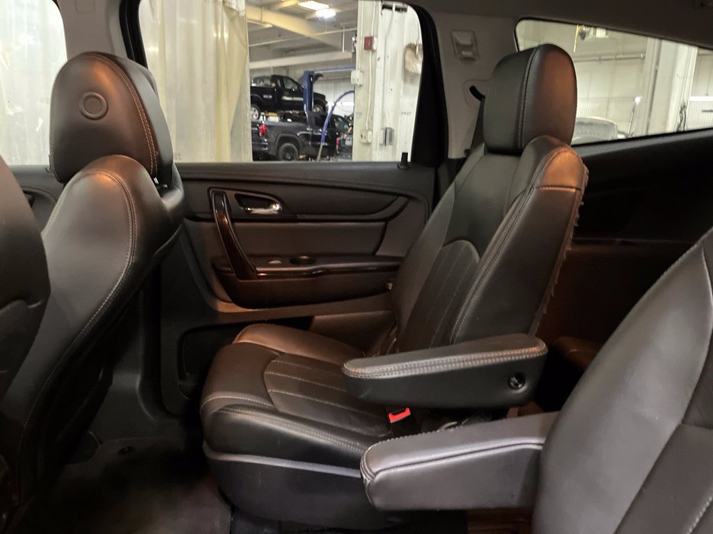 Used 2017 Chevrolet Traverse Premier AWD/4WD image 25