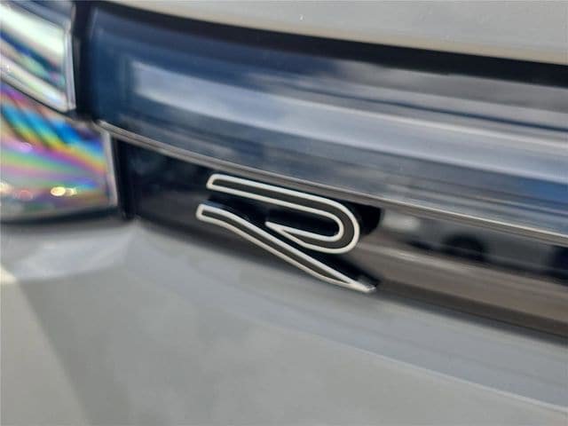 New 2026 Volkswagen Tiguan SEL R-Line AWD/4WD image 3