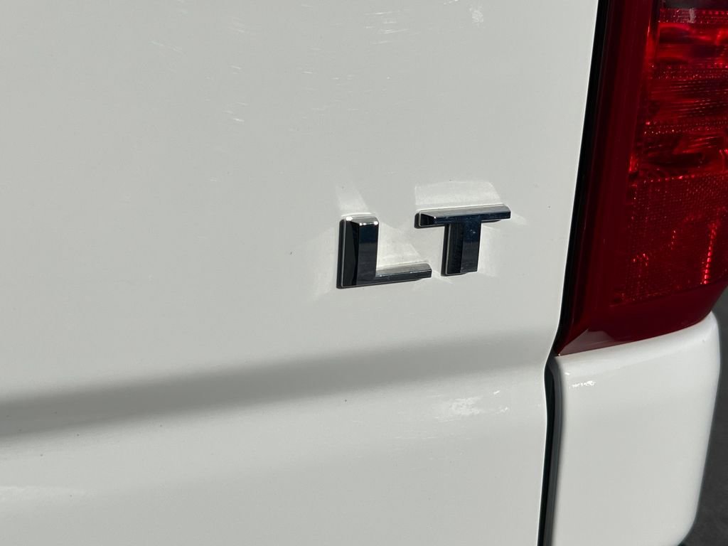 Used 2025 Chevrolet Silverado 2500 LT w/ Convenience Package image 16