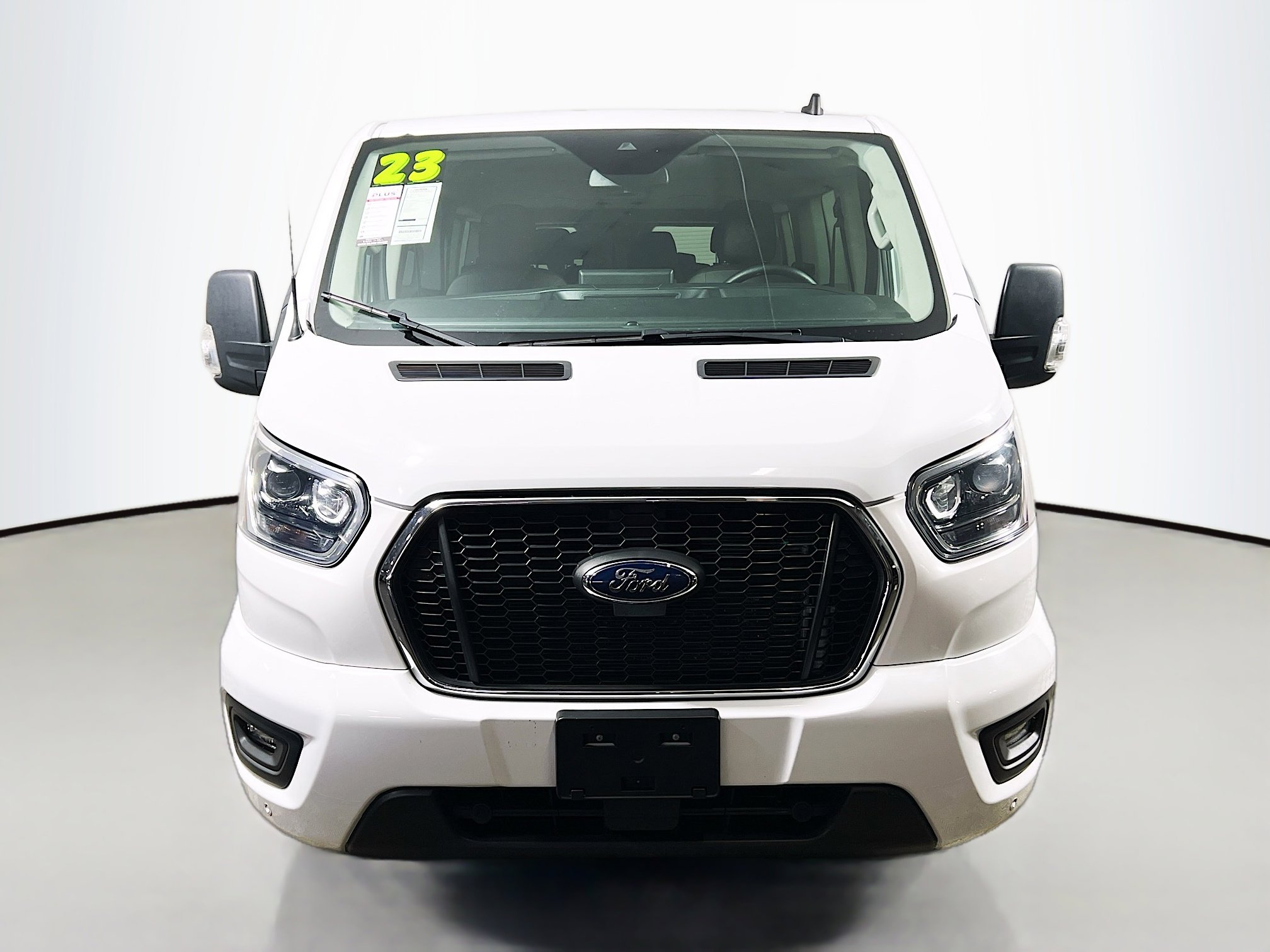 Used 2023 Ford Transit 350 XLT image 11