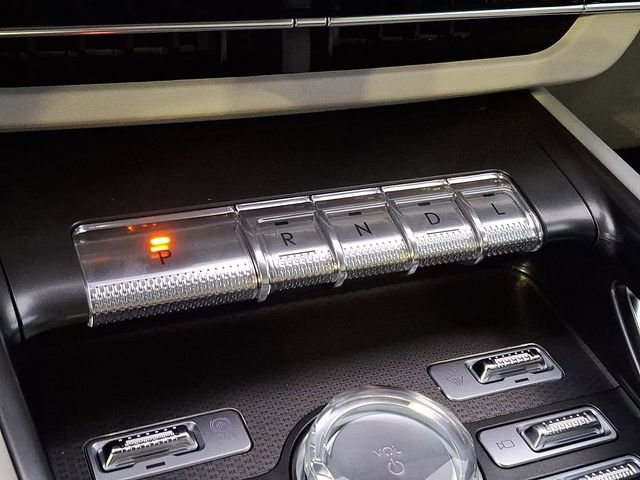 New 2026 Lincoln Nautilus Premier image 13