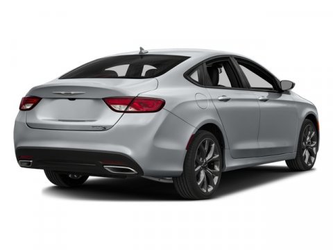 Used 2016 Chrysler 200 S image 5