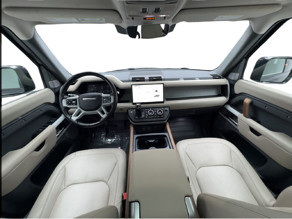 Used 2023 Land Rover Defender 130 SE AWD/4WD image 44