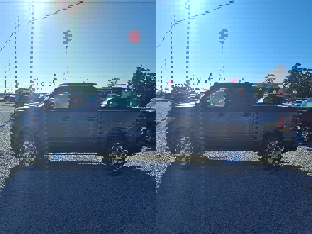 New 2025 RAM 1500 Tradesman image 3