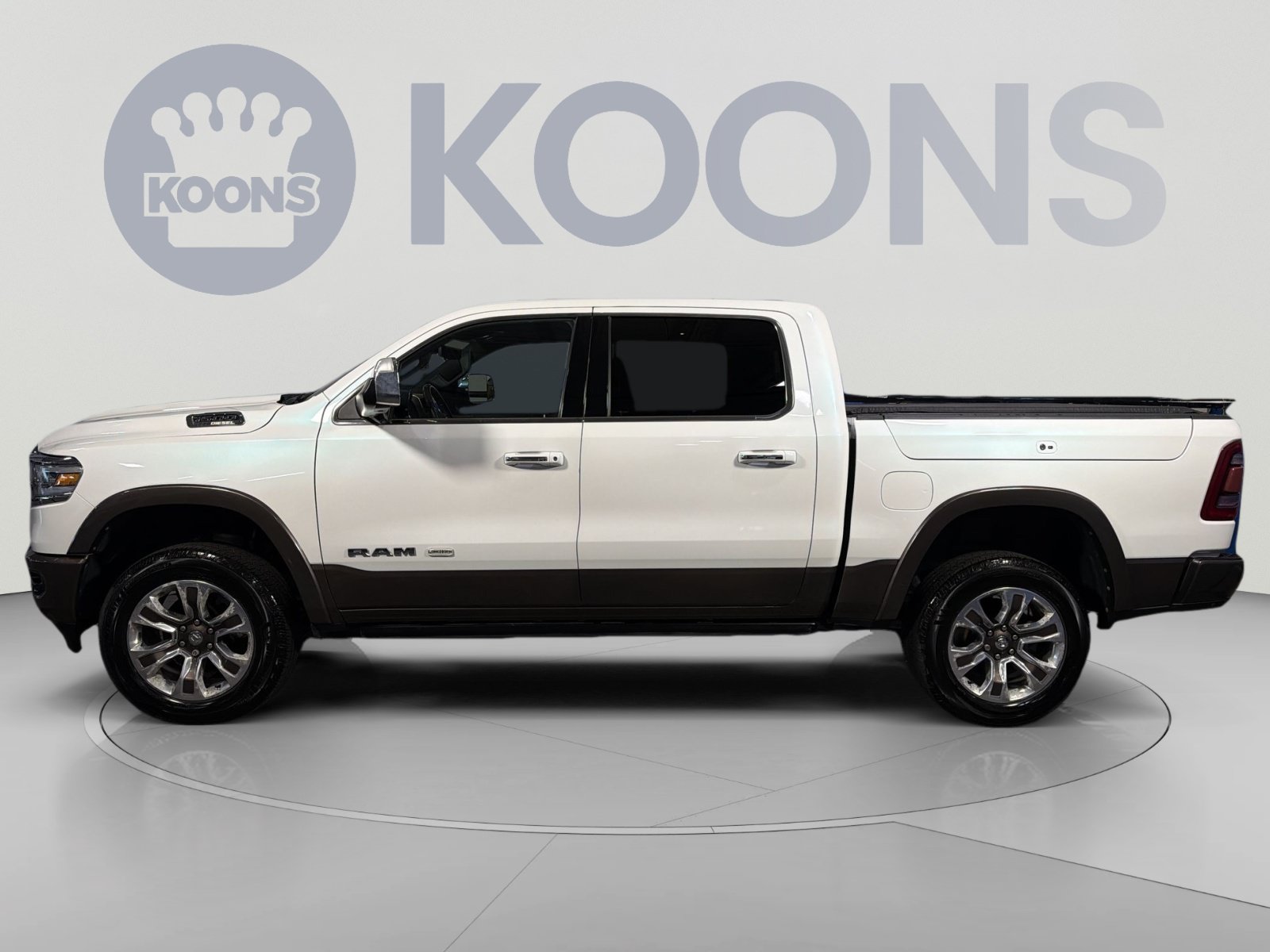 Used 2022 RAM 1500 Limited AWD/4WD image 2