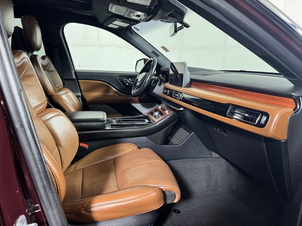Used 2023 Lincoln Aviator Grand Touring w/ Equipment Group 301A image 14