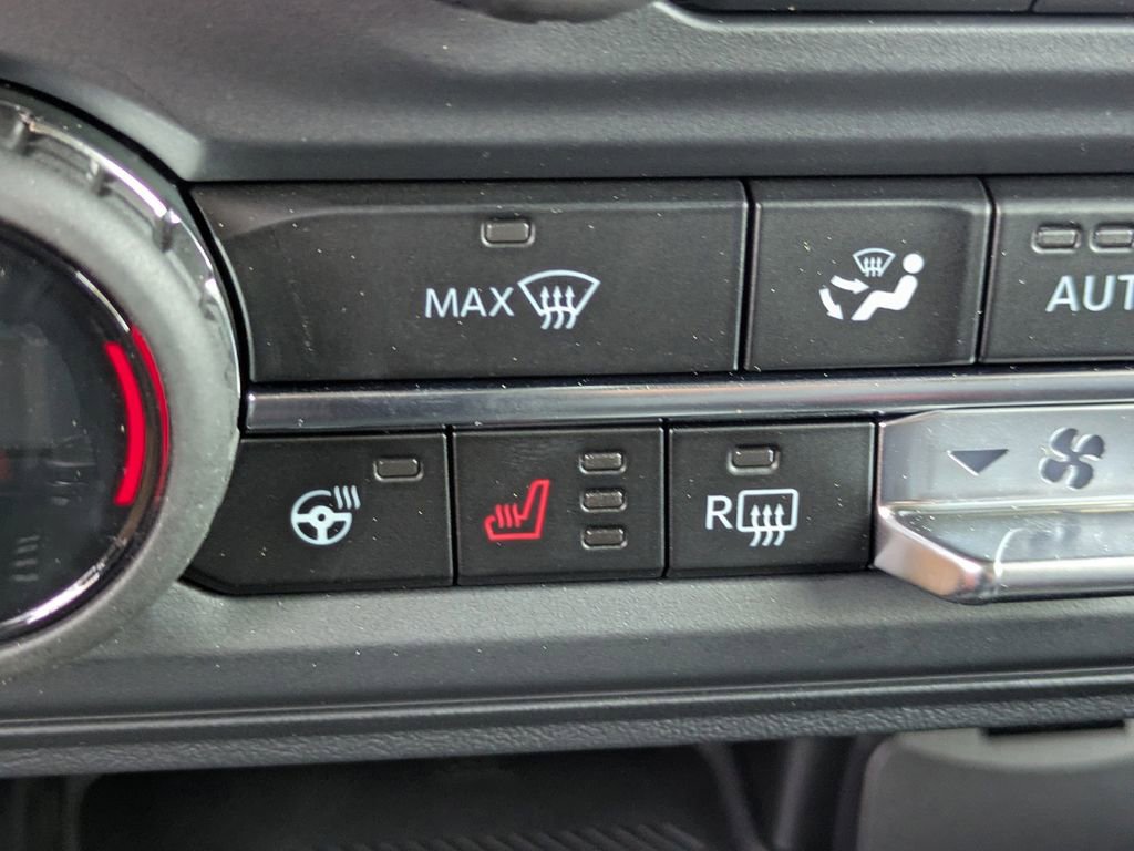 New 2025 Ford Bronco Badlands image 22