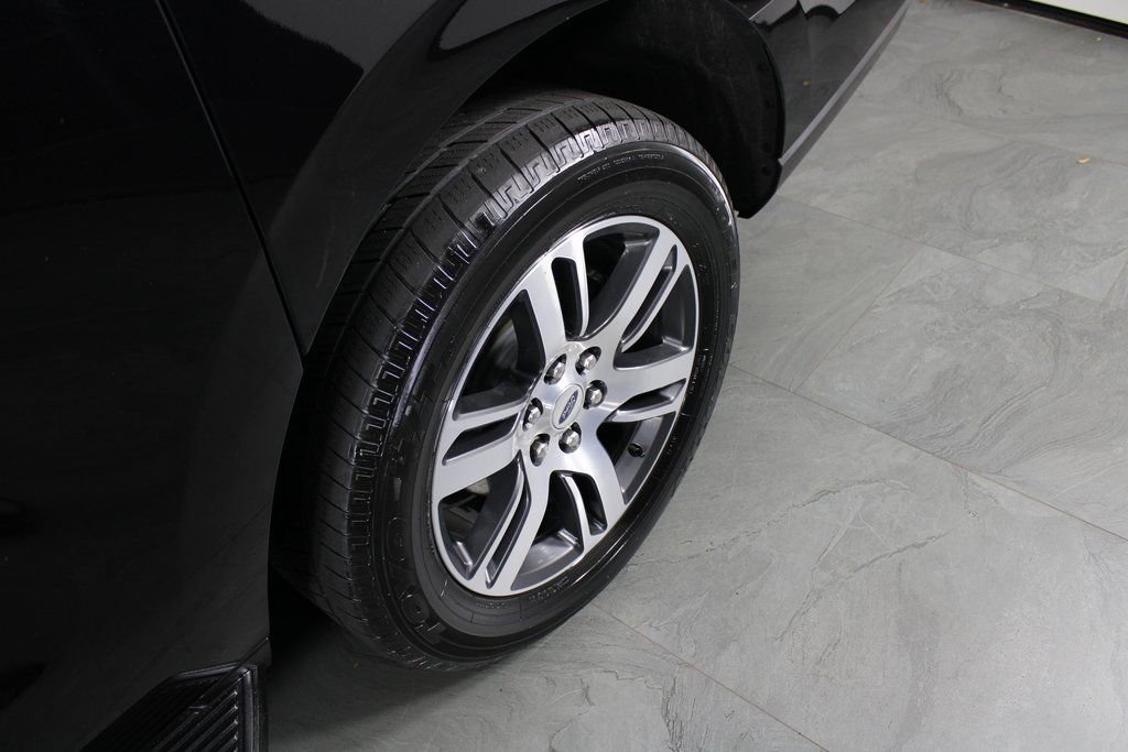 Used 2024 Ford Expedition Max Limited image 9