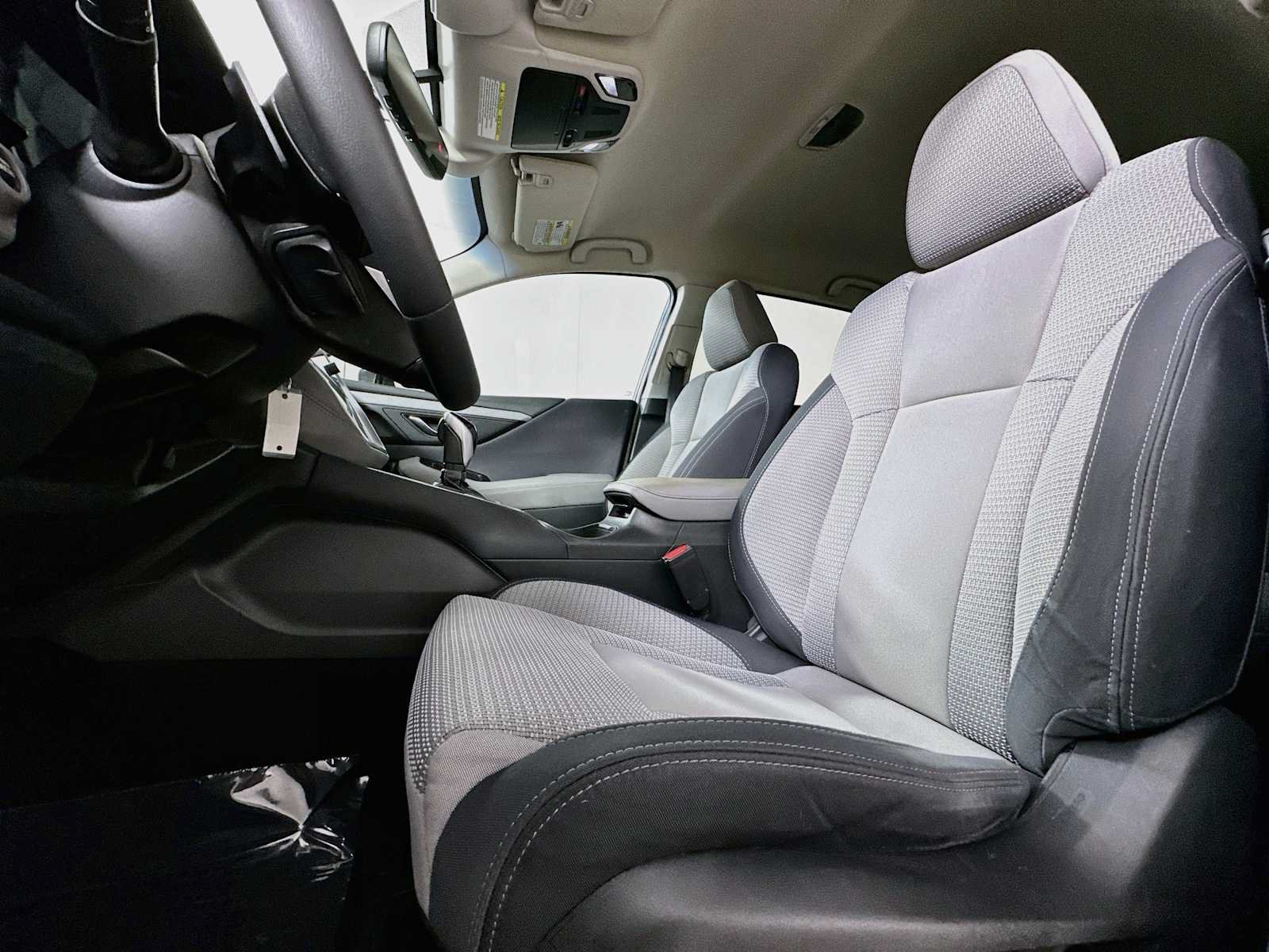 Used 2020 Subaru Outback Premium w/ Popular Package #1 AWD/4WD image 18