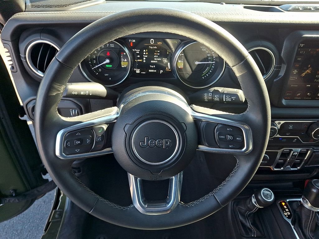 Used 2023 Jeep Wrangler Unlimited Sahara image 19