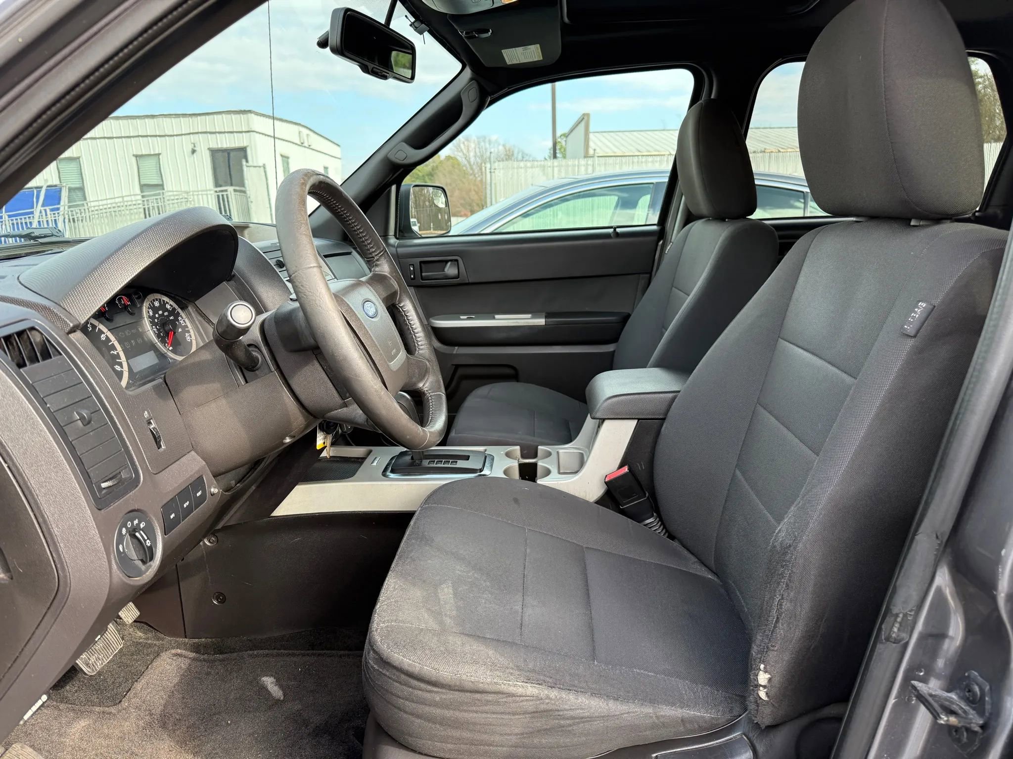 Used 2011 Ford Escape XLT w/ 202A Rapid Spec Order Code image 2