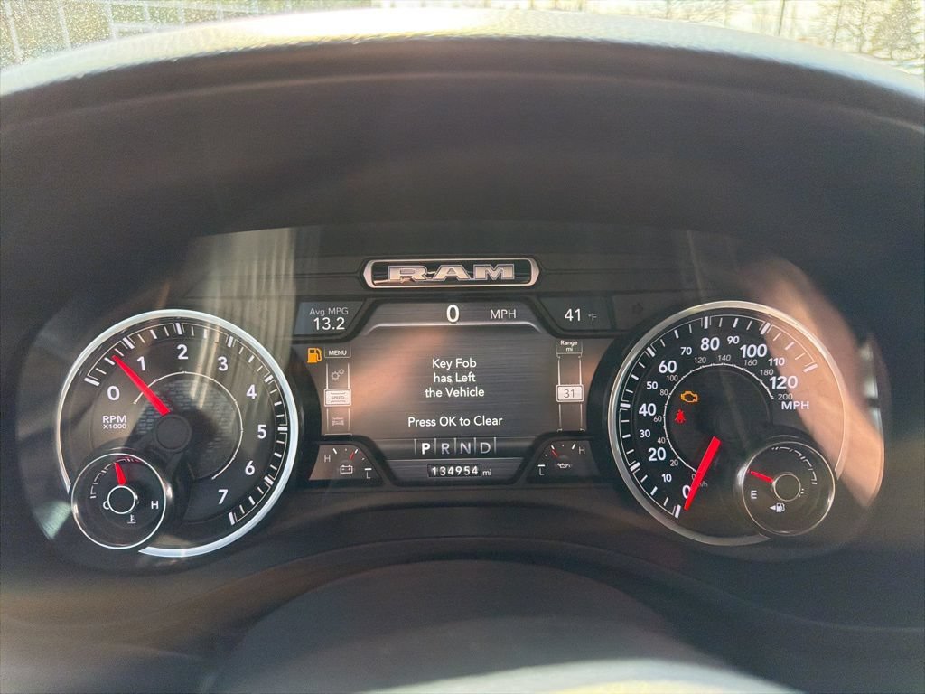 Used 2019 RAM 1500 Big Horn AWD/4WD image 10