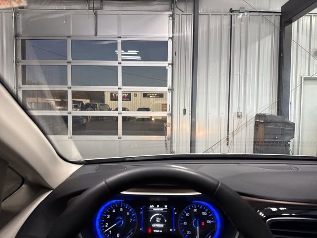 Used 2024 Chrysler Voyager LX image 8