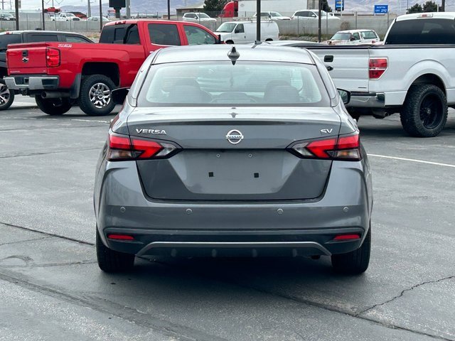 Used 2021 Nissan Versa SV image 4
