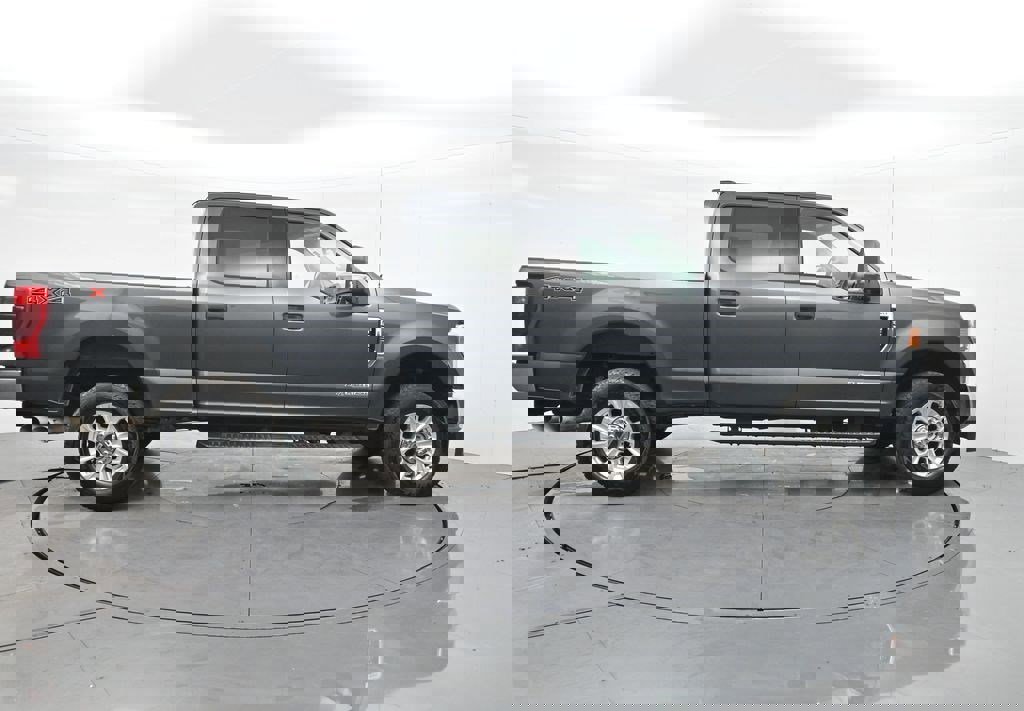 Used 2020 Ford F250 XLT image 4