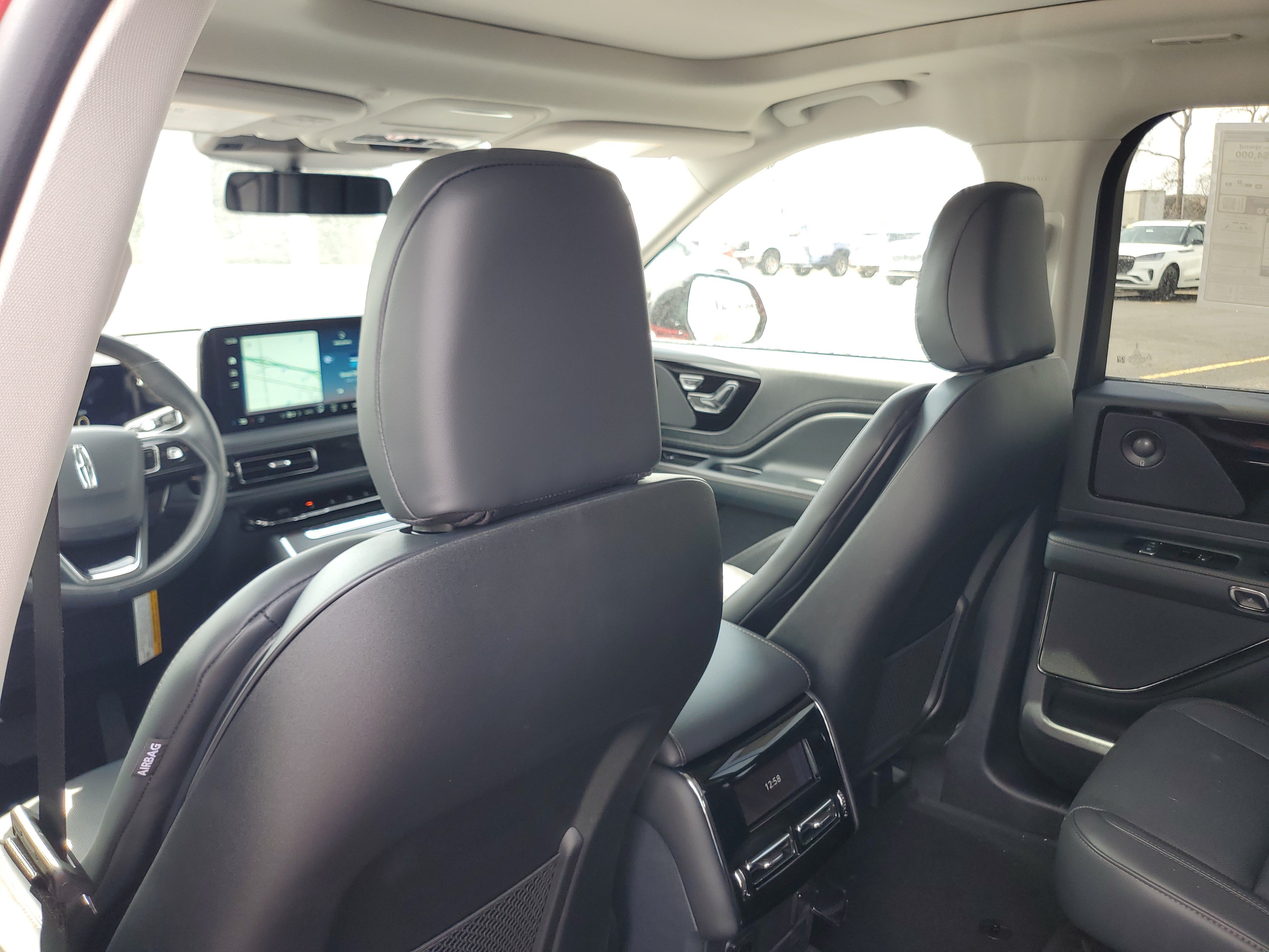 New 2026 Lincoln Aviator Reserve w/ Jet Appearance Package AWD/4WD image 23