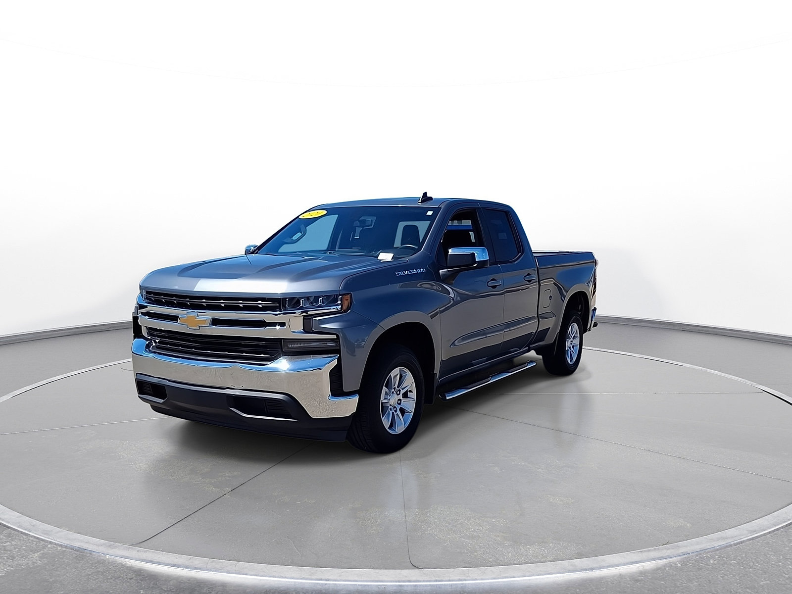Used 2020 Chevrolet Silverado 1500 LT RWD image 3