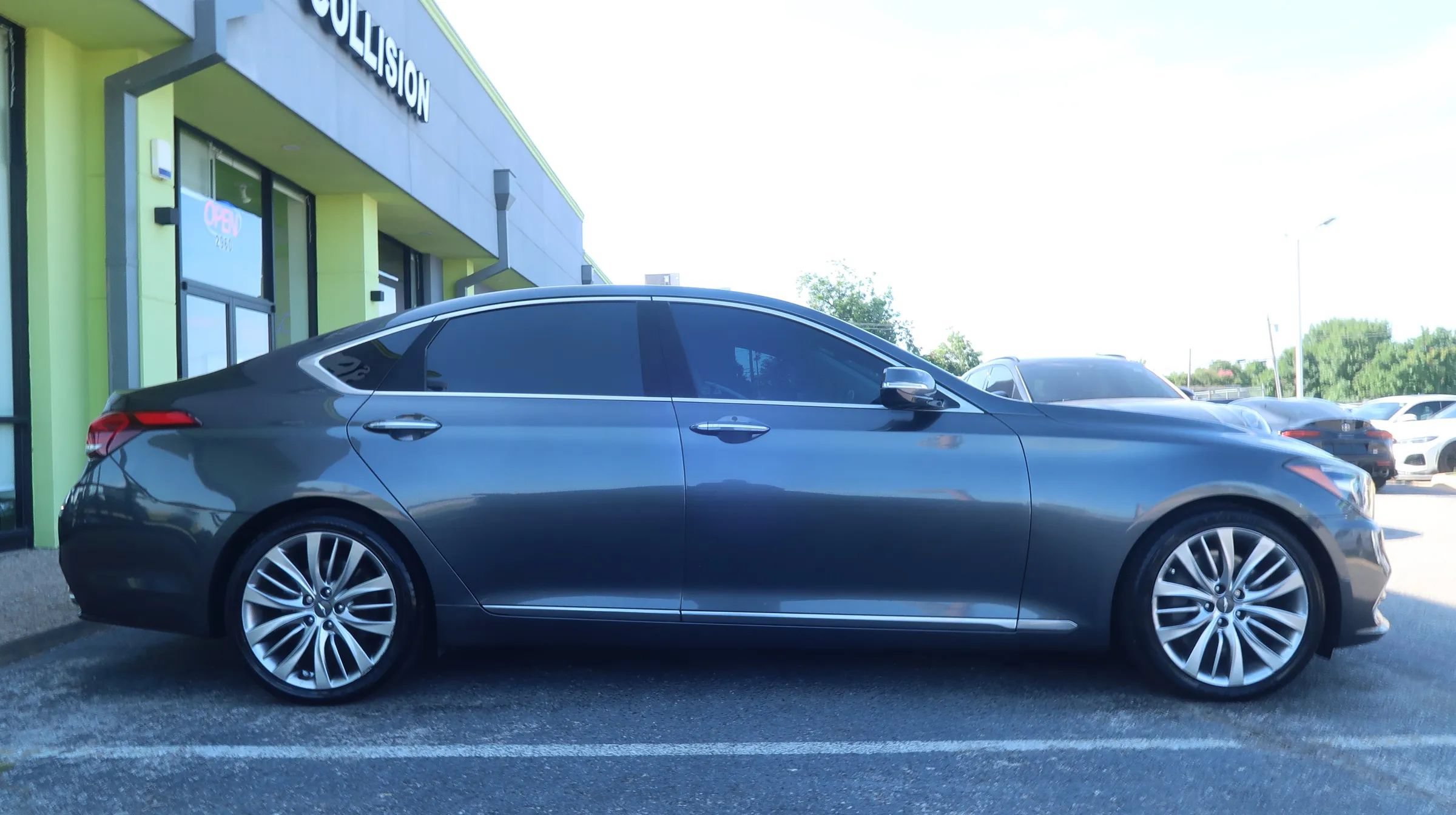 Used 2018 Genesis G80 5.0 Ultimate AWD/4WD image 7