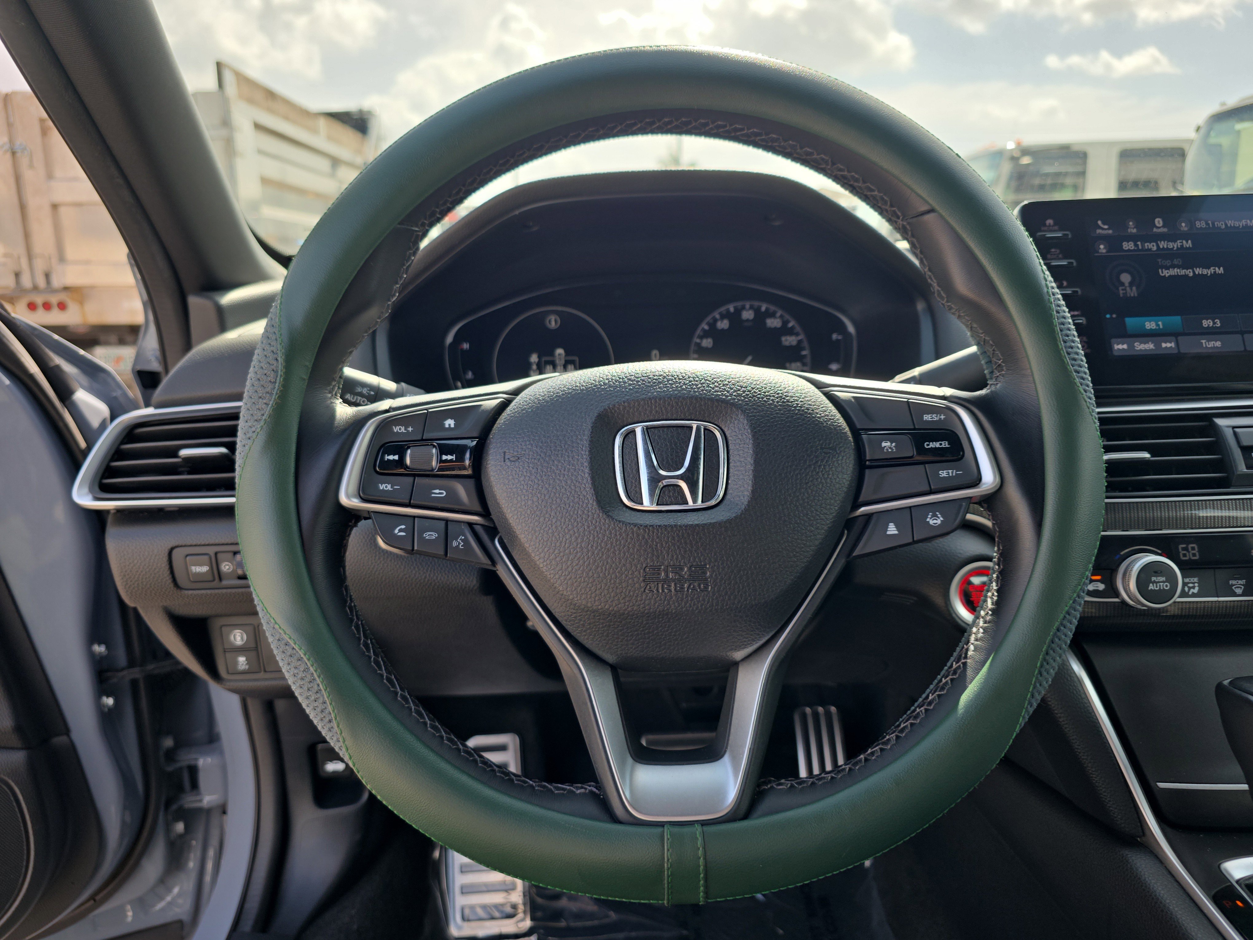 Used 2022 Honda Accord Sport image 29