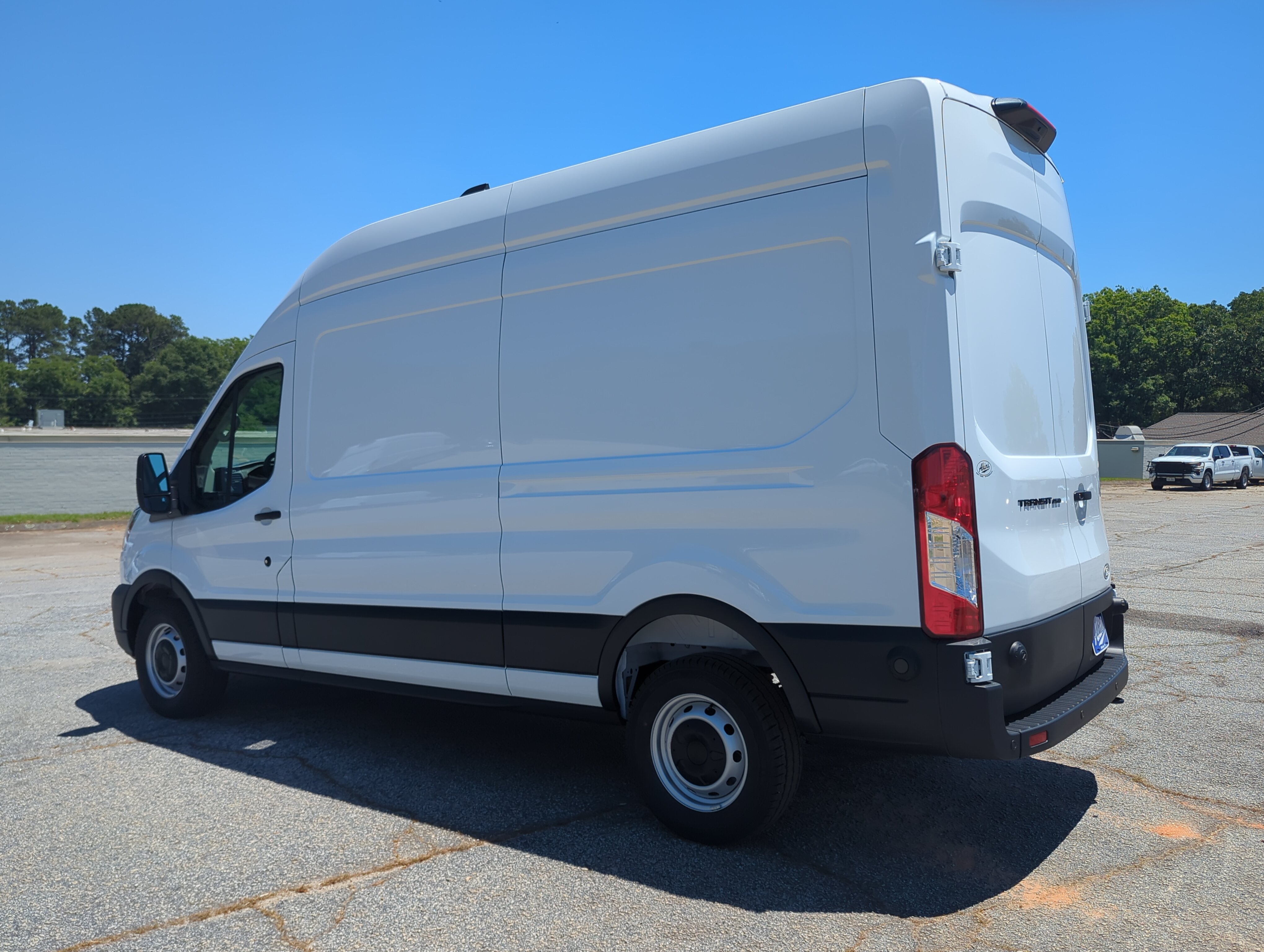 New 2026 Ford Transit 250 148 High Roof RWD image 5